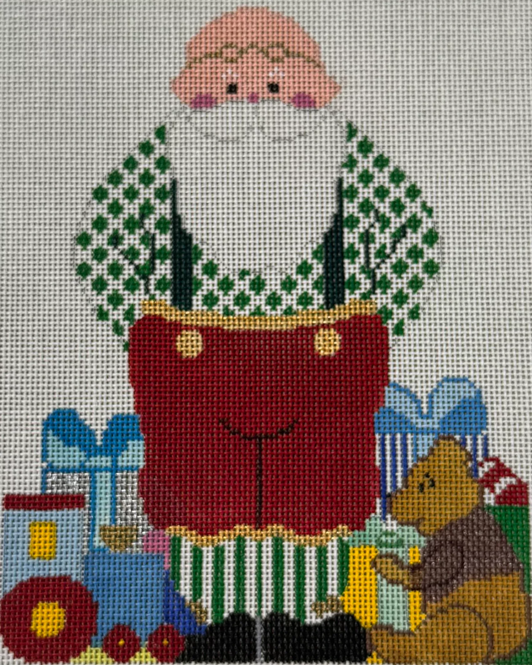 261B SANTA AND PRESENTS