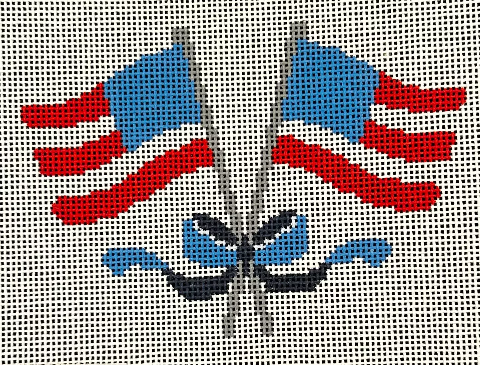 AMERICAN FLAGS WITH BOW