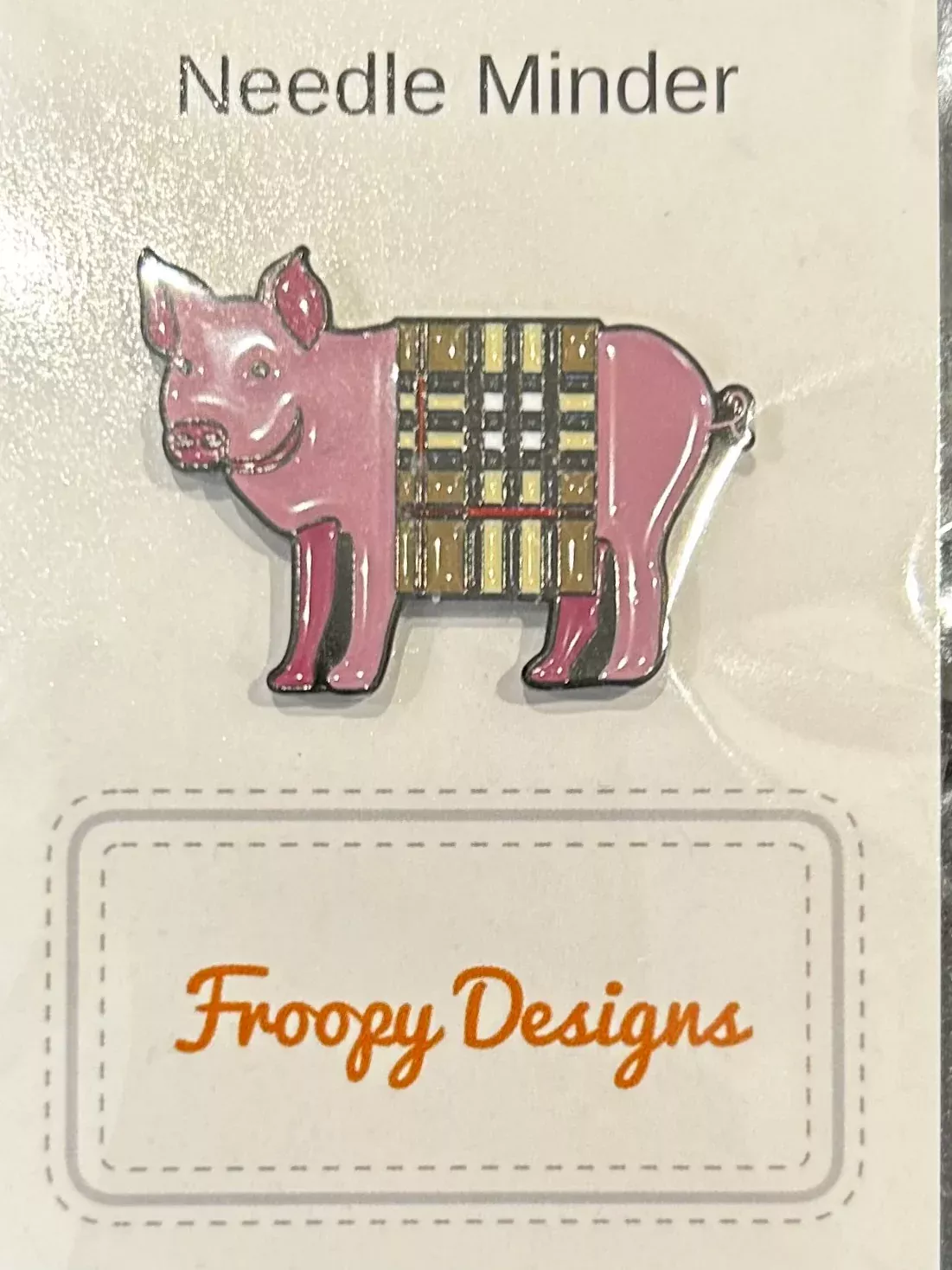 PIG IN BURBERRY BLANKET NEEDLE MINDER